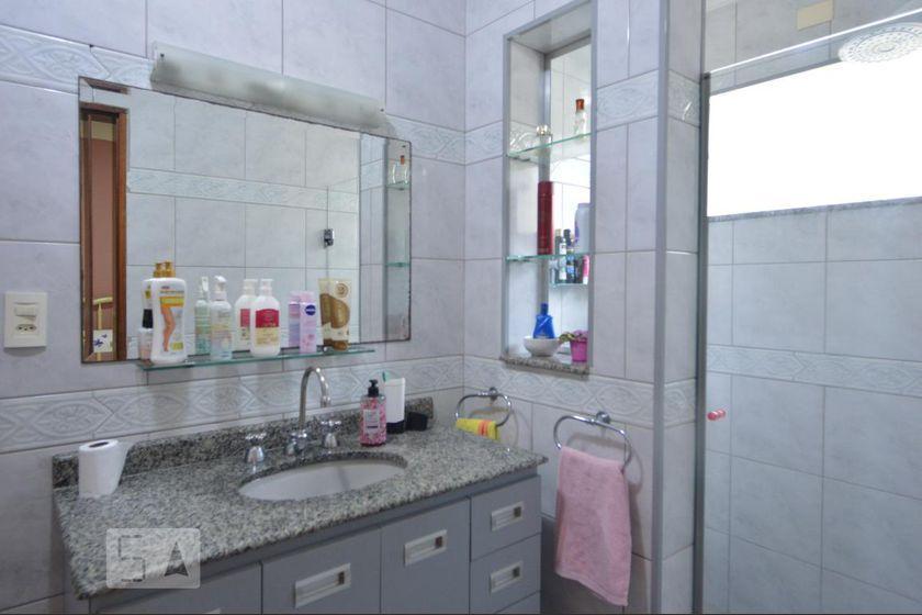 Casa à Venda – Vila Carrão, 8 Quartos, 870 m² – São Paulo