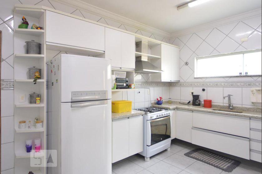 Casa à Venda – Vila Carrão, 8 Quartos, 870 m² – São Paulo
