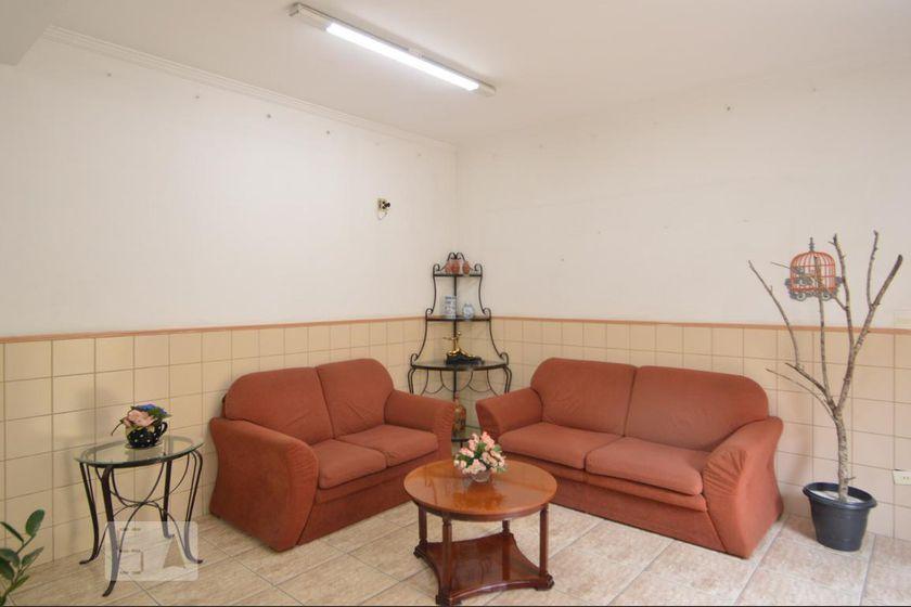 Casa à Venda – Vila Carrão, 8 Quartos, 870 m² – São Paulo