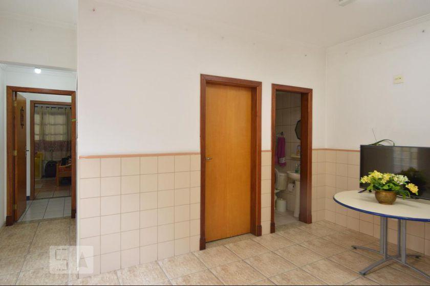 Casa à Venda – Vila Carrão, 8 Quartos, 870 m² – São Paulo