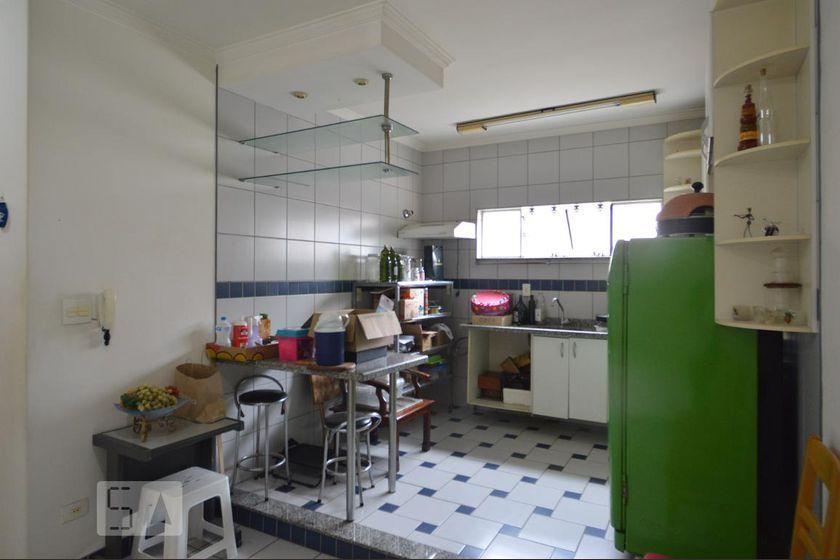 Casa à Venda – Vila Carrão, 8 Quartos, 870 m² – São Paulo