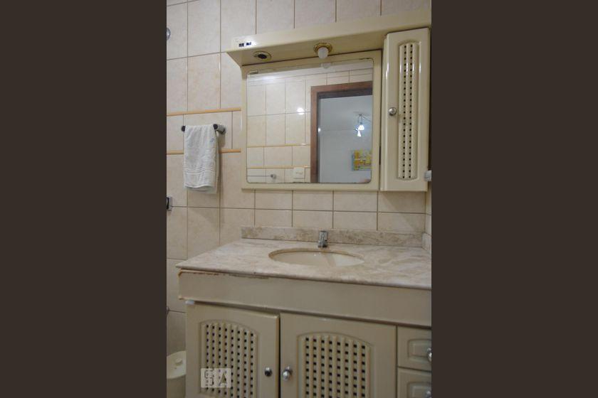 Casa à Venda – Vila Carrão, 8 Quartos, 870 m² – São Paulo