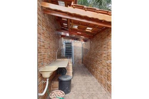 145º À venda ou Locação em Moema, fora de rota – 4 quartos, 3 garagens, com churrasqueira.