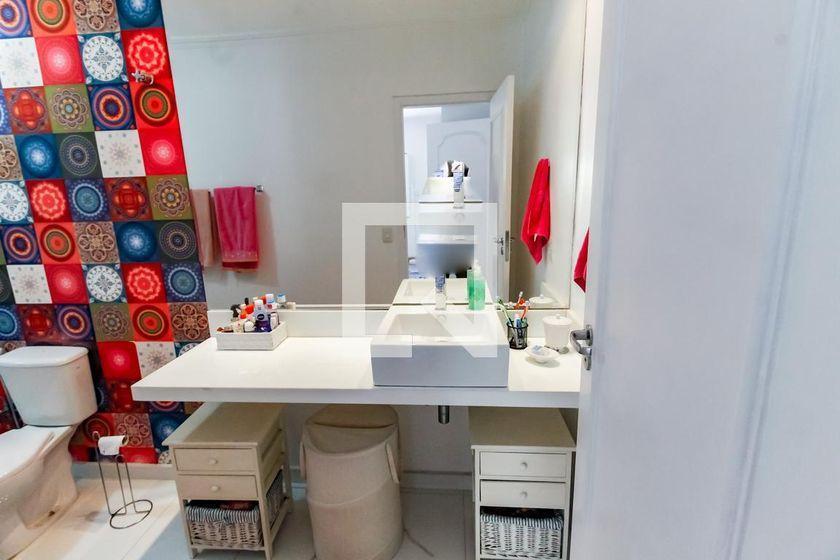 Casa à Venda – Morumbi, 6 Quartos, 450 m² – São Paulo