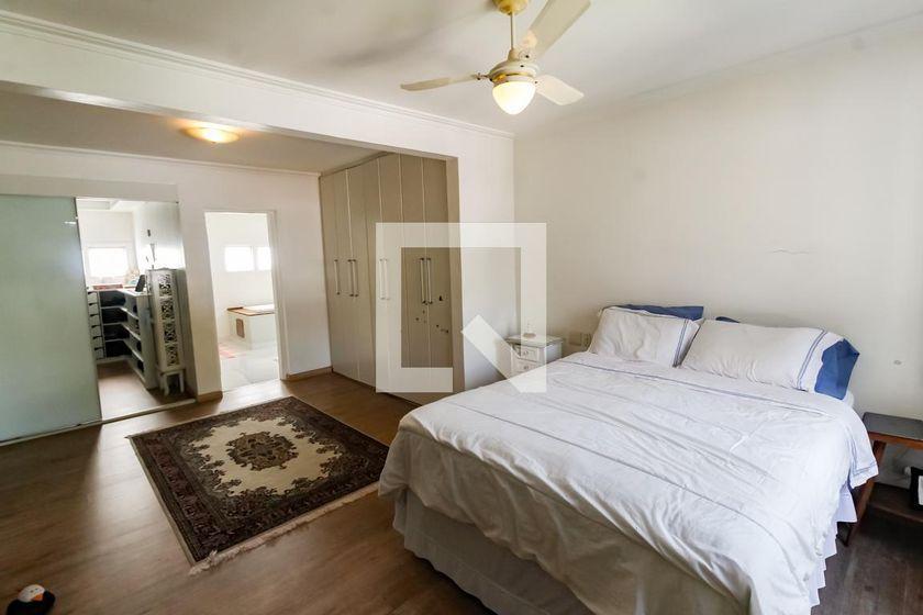 Casa à Venda – Morumbi, 6 Quartos, 450 m² – São Paulo