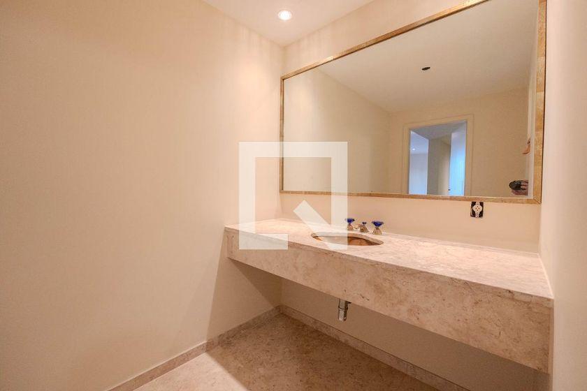 Apartamento à Venda – Bela Vista, 3 Quartos, 400 m² – São Paulo