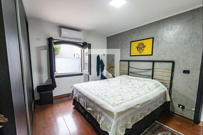 Casa à Venda – Vila Mariana, 3 Quartos, 483 m² – São Paulo