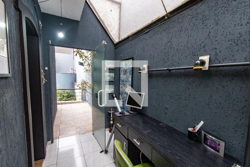 Casa à Venda – Vila Mariana, 3 Quartos, 483 m² – São Paulo