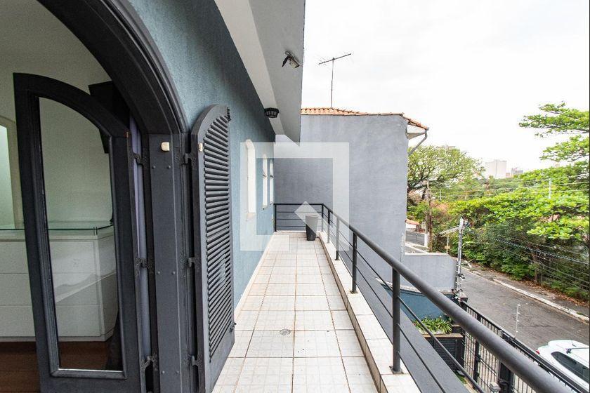 Casa à Venda – Vila Mariana, 3 Quartos, 483 m² – São Paulo