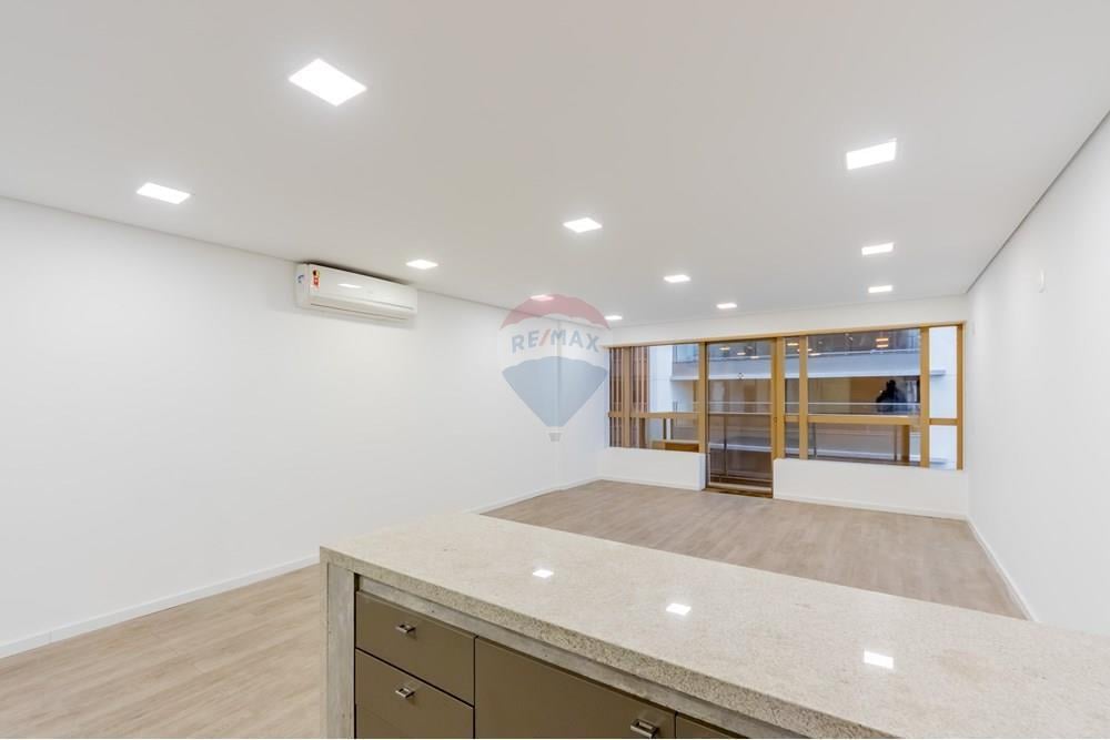 Sala Comercial à venda 50m² na Rua Cerro Corá – Vila Romana