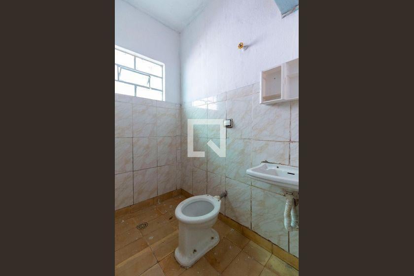 Casa à Venda – Itaquera, 1 Quarto, 90 m² – São Paulo