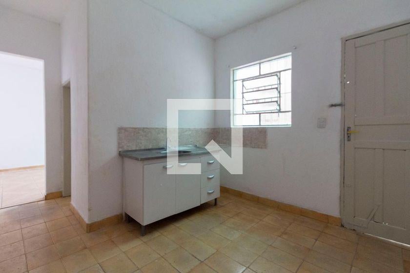 Casa à Venda – Itaquera, 1 Quarto, 90 m² – São Paulo