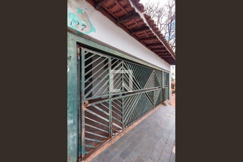 Casa à Venda – Itaquera, 1 Quarto, 90 m² – São Paulo