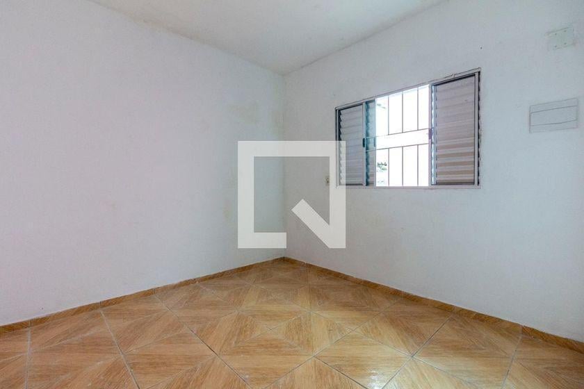 Casa à Venda – Itaquera, 1 Quarto, 90 m² – São Paulo