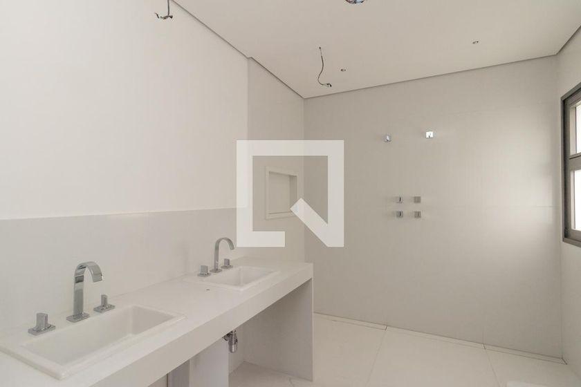 Apartamento à Venda – Higienópolis, 3 Quartos, 260 m² – São Paulo