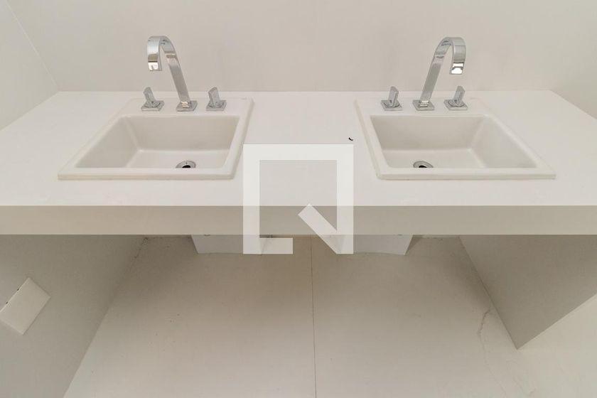 Apartamento à Venda – Higienópolis, 3 Quartos, 260 m² – São Paulo