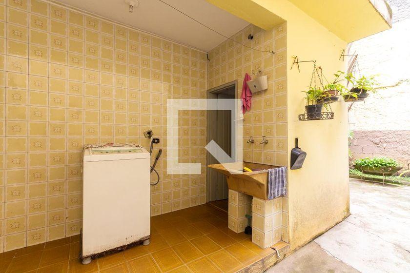 Casa à Venda – Penha de França, 2 Quartos, 120 m² – São Paulo
