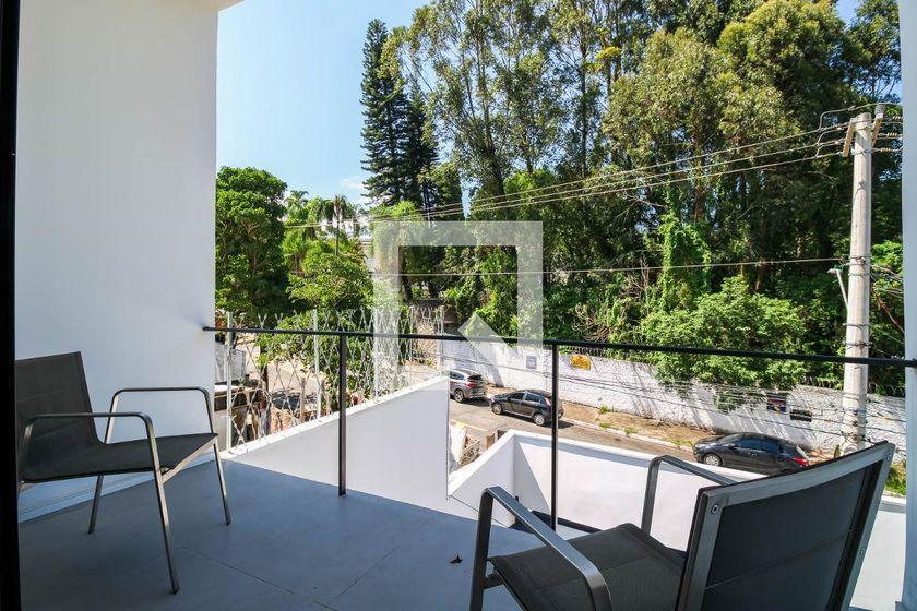 Casa à Venda – Morumbi, 2 Quartos, 700 m² – São Paulo