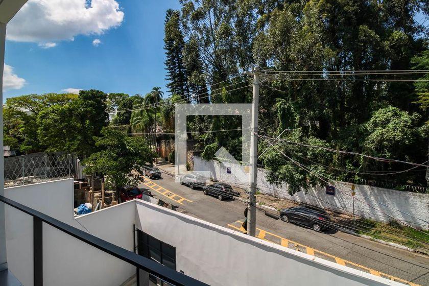 Casa à Venda – Morumbi, 2 Quartos, 700 m² – São Paulo