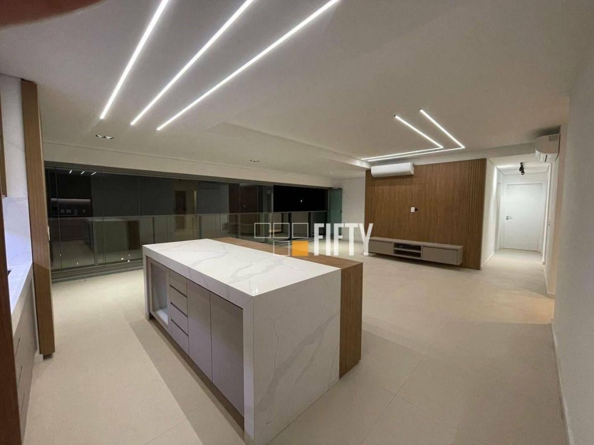 Apartamento com 3 suítes para alugar, 142 m² por R$ 20.400/mês – Real Parque – São Paulo/SP