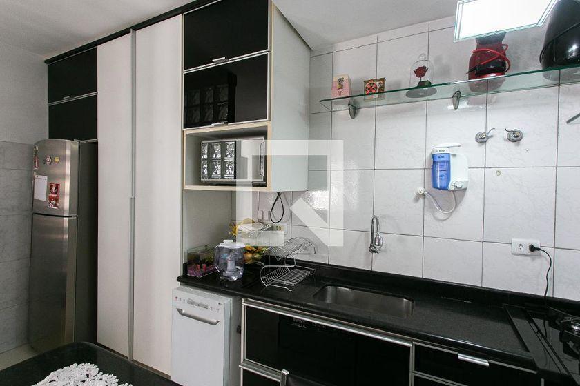 Casa à Venda – Penha de França, 2 Quartos, 68 m² – São Paulo