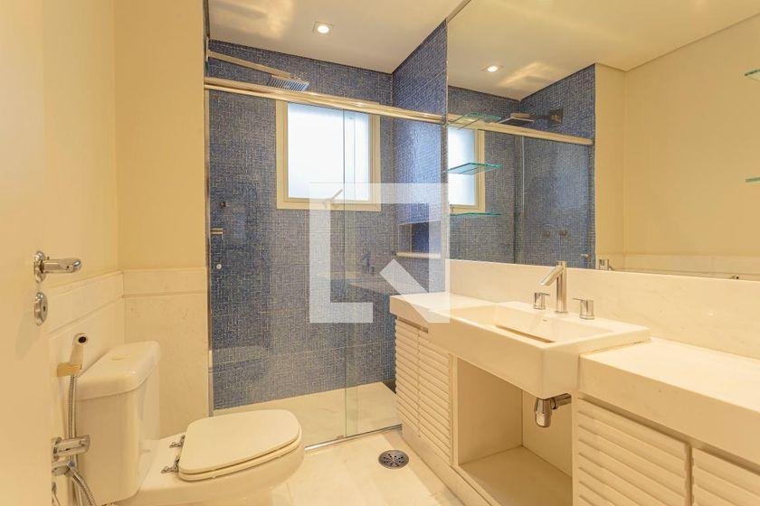 Apartamento à Venda – Itaim Bibi, 3 Quartos, 274 m² – São Paulo