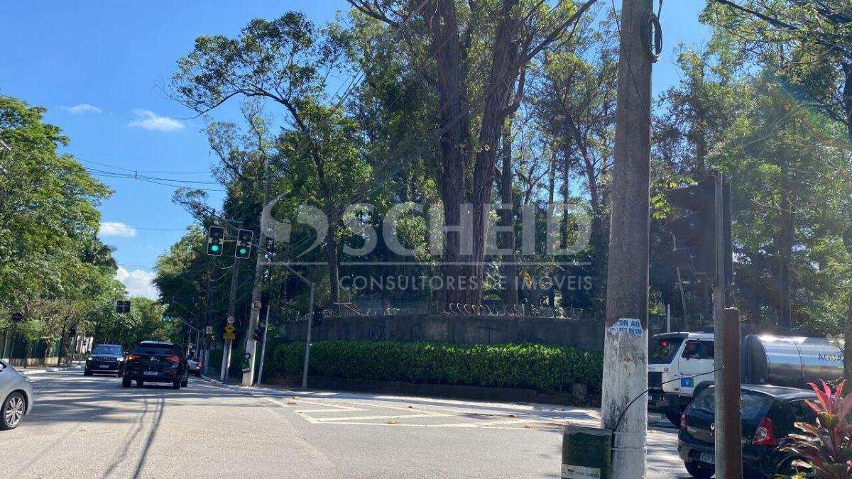 Terreno área nobre a venda -6068m2- Alto da Boa Vista ideal para casa codominio ou Senior Living