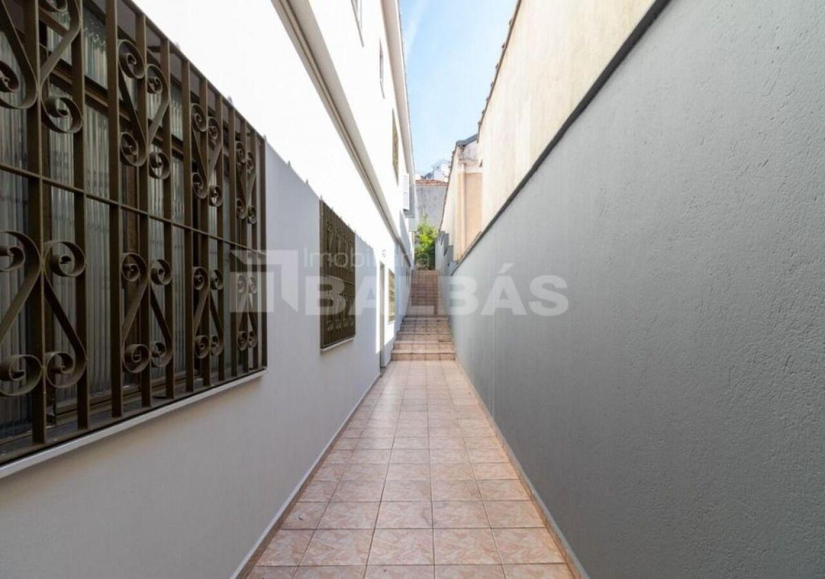 SOBRADO – VILA REGENTE FEIJÓ – EXCELENTE LOCALIZAÇÃO
