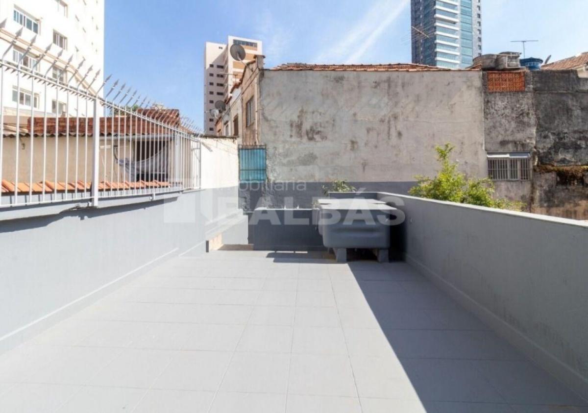 SOBRADO – VILA REGENTE FEIJÓ – EXCELENTE LOCALIZAÇÃO