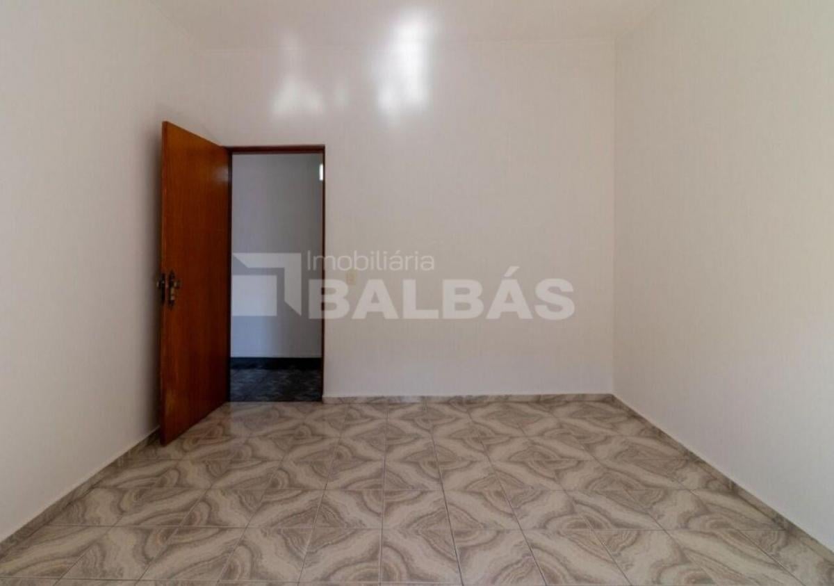 SOBRADO – VILA REGENTE FEIJÓ – EXCELENTE LOCALIZAÇÃO