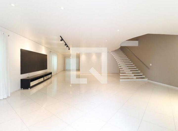 Casa à Venda – Tucuruvi, 4 Quartos, 529 m² – São Paulo