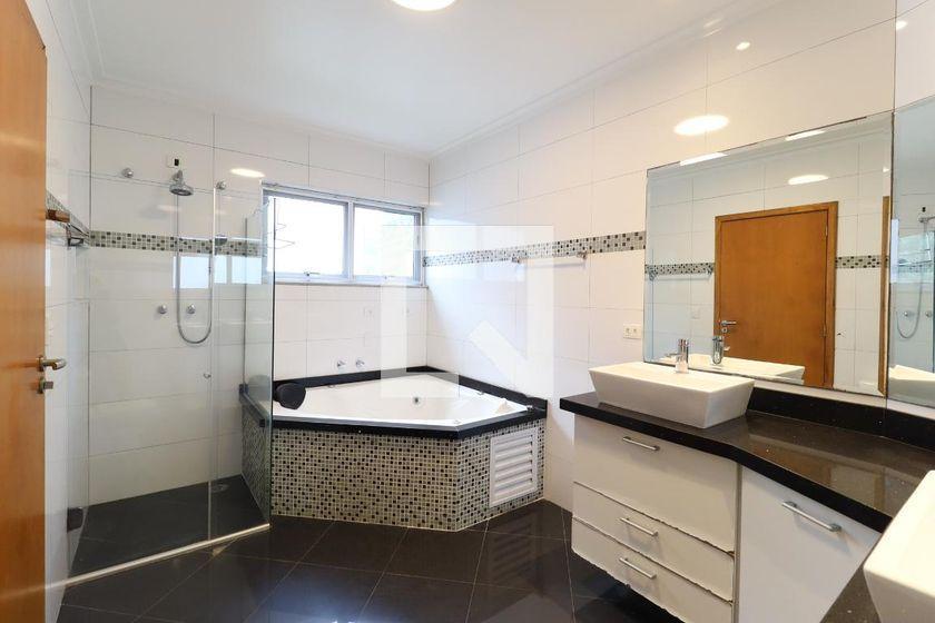 Casa à Venda – Tucuruvi, 4 Quartos, 529 m² – São Paulo