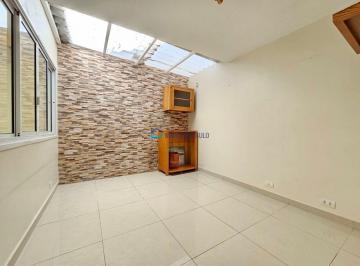 Casa assobradada, 154m, 3 quartos, 1 suíte, 2 vagas – Planalto Paulista