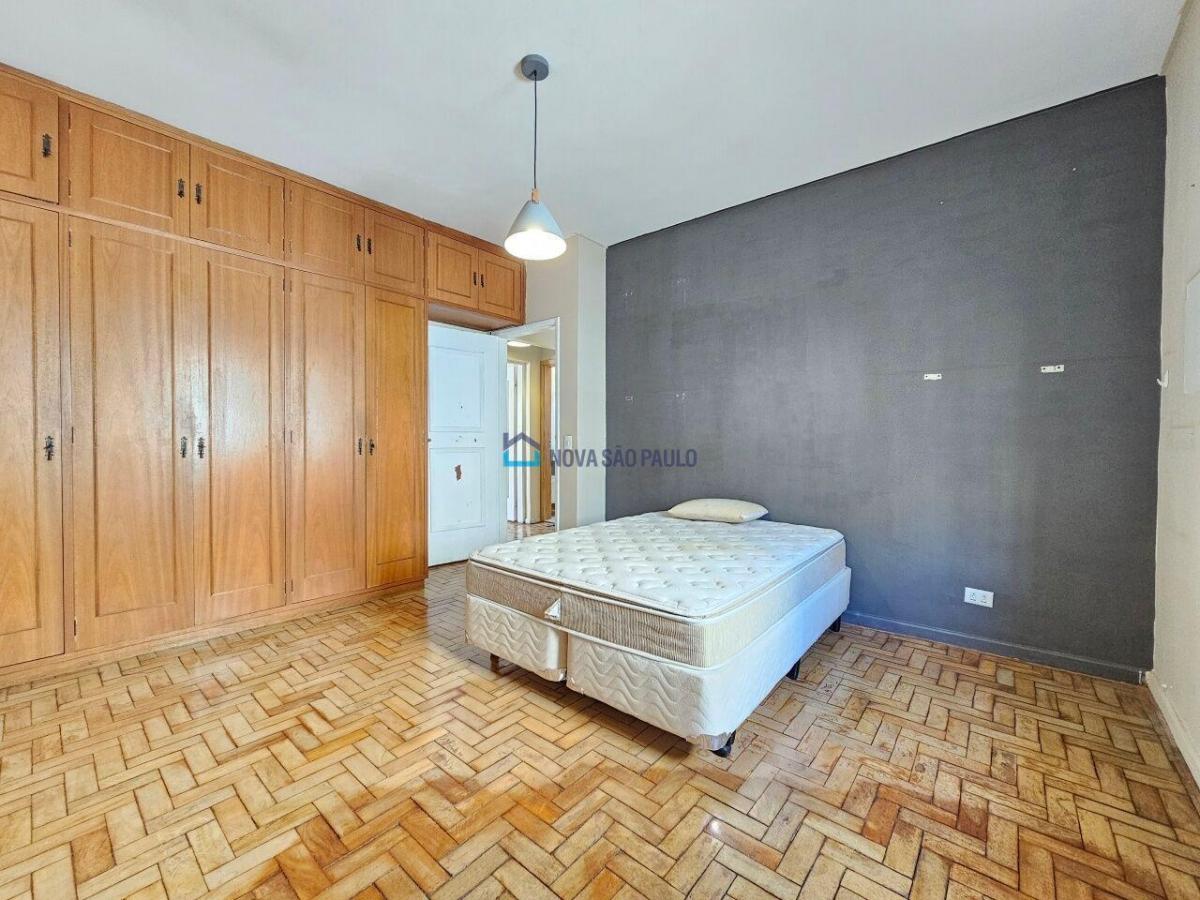 Casa assobradada, 154m, 3 quartos, 1 suíte, 2 vagas – Planalto Paulista