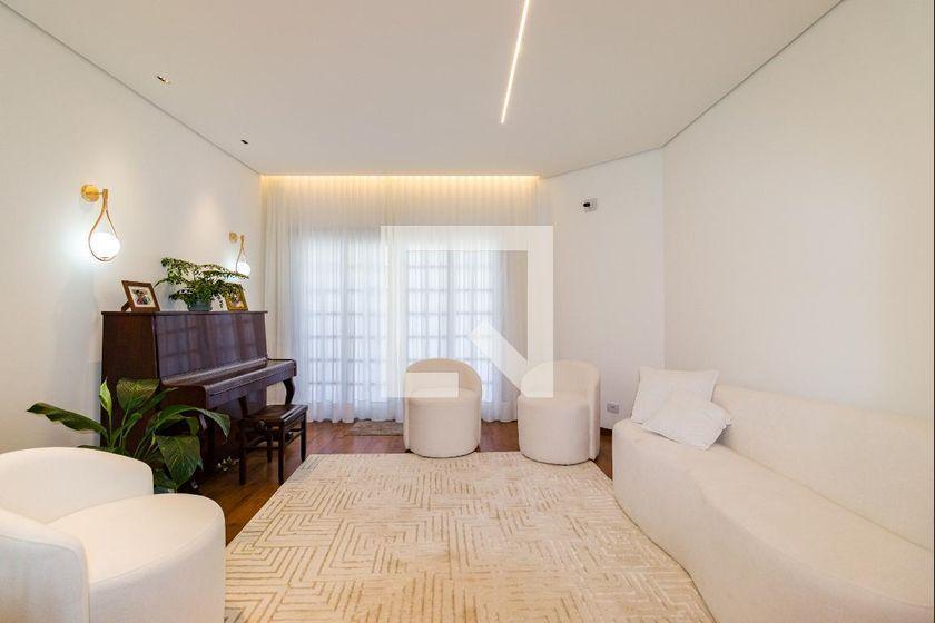 Casa à Venda – Morumbi, 5 Quartos, 397 m² – São Paulo