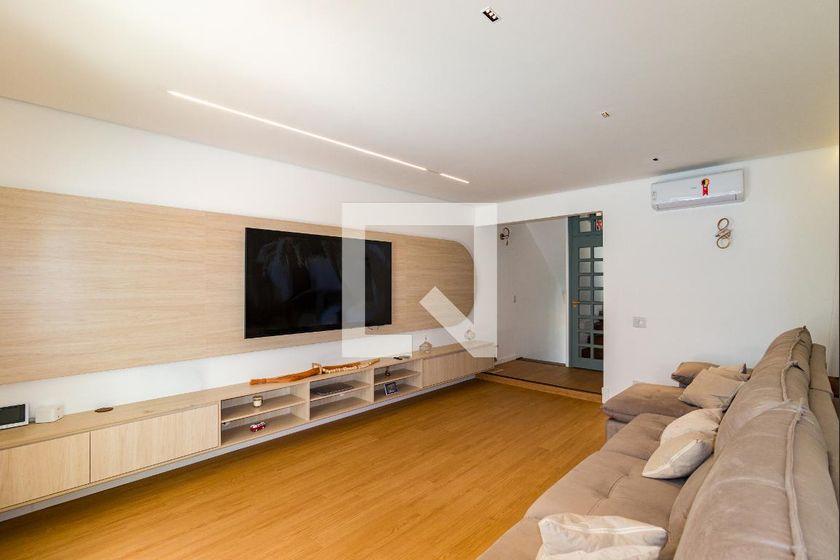 Casa à Venda – Morumbi, 5 Quartos, 397 m² – São Paulo