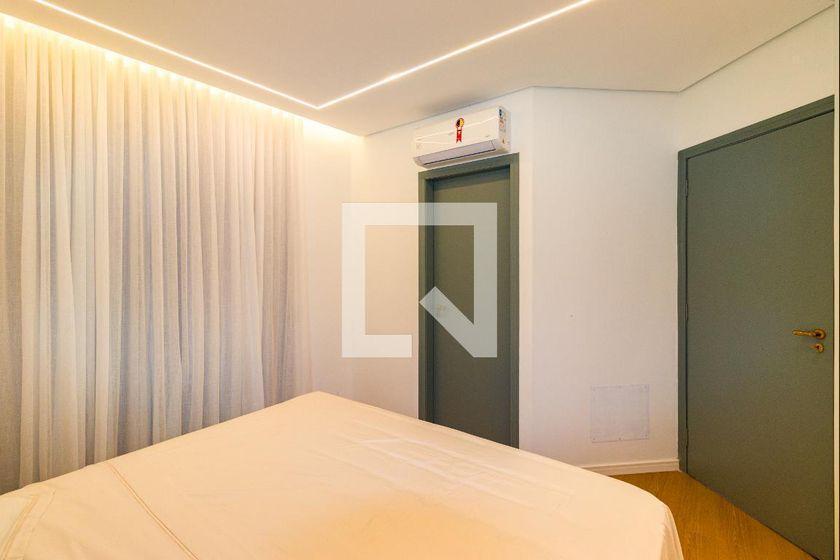 Casa à Venda – Morumbi, 5 Quartos, 397 m² – São Paulo