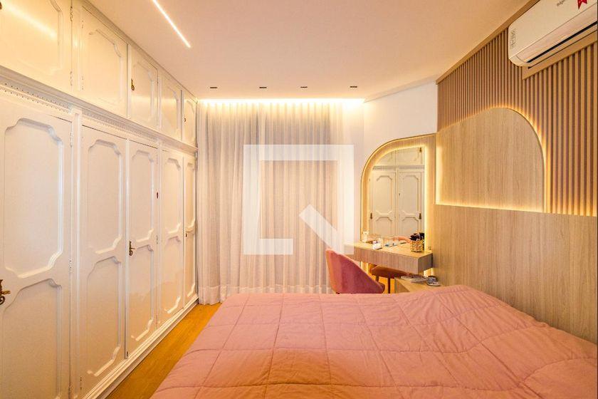 Casa à Venda – Morumbi, 5 Quartos, 397 m² – São Paulo