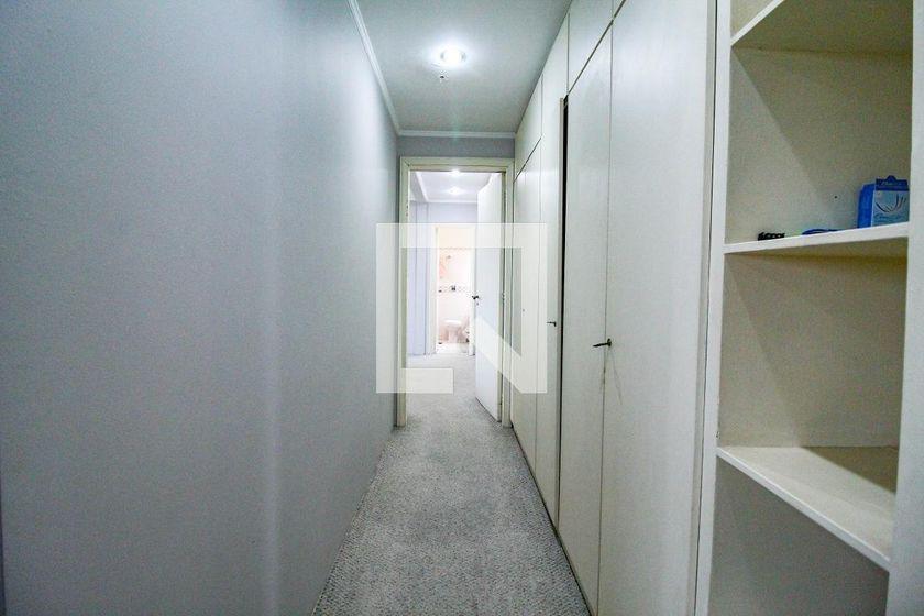 Apartamento à Venda – Vila Olímpia, 3 Quartos, 300 m² – São Paulo