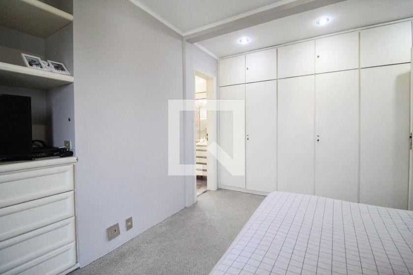 Apartamento à Venda – Vila Olímpia, 3 Quartos, 300 m² – São Paulo