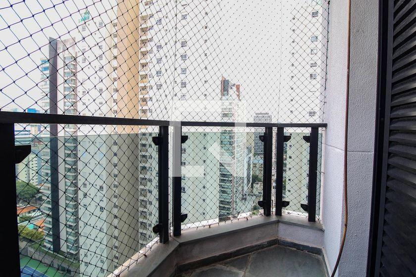 Apartamento à Venda – Vila Olímpia, 3 Quartos, 300 m² – São Paulo