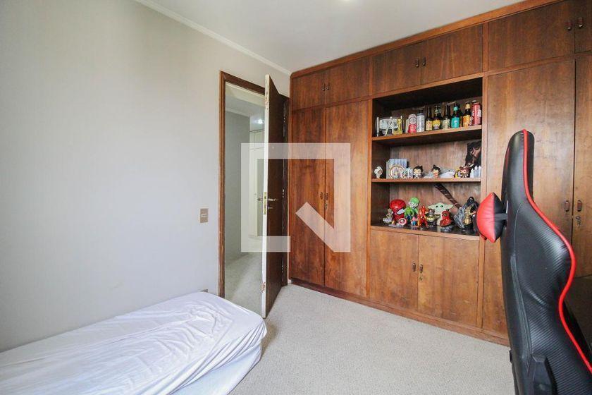 Apartamento à Venda – Vila Olímpia, 3 Quartos, 300 m² – São Paulo