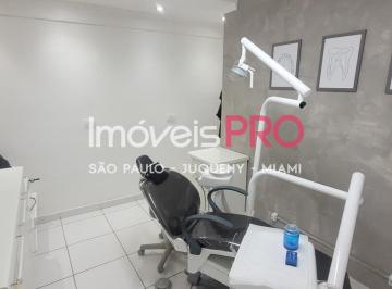Casa comercial de 308m² em rua com grande fluxo de veículos
