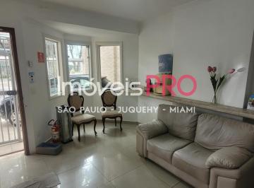 Casa comercial de 308m² em rua com grande fluxo de veículos