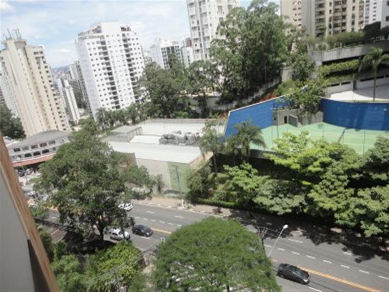 FLAT REFORMADO E MOBILIADO
