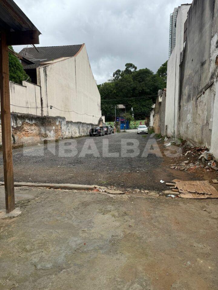 TERRENO – RUA TUIUTI – 500 m²
