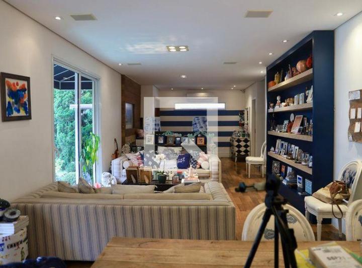 Casa à Venda – Planalto Paulista, 3 Quartos, 450 m² – São Paulo