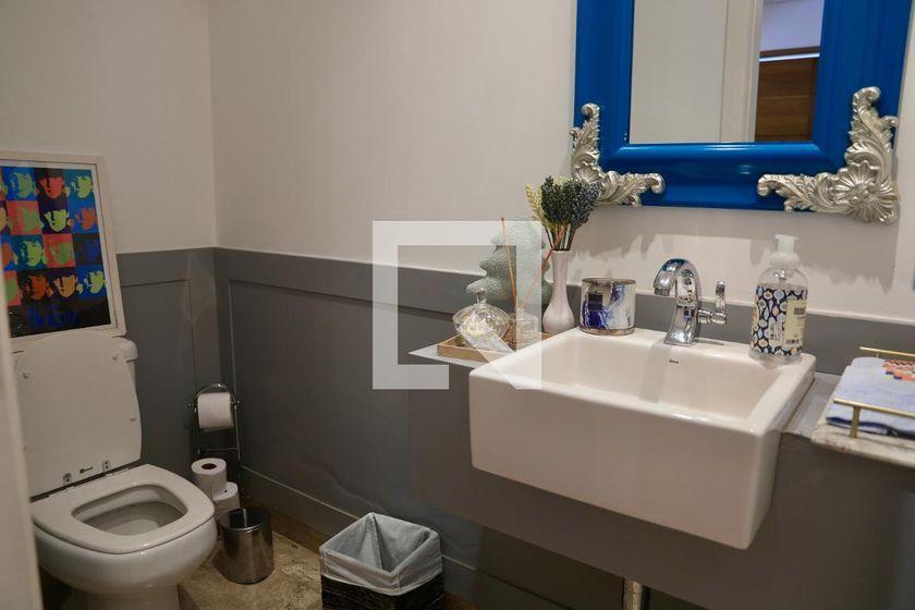 Casa à Venda – Planalto Paulista, 3 Quartos, 450 m² – São Paulo
