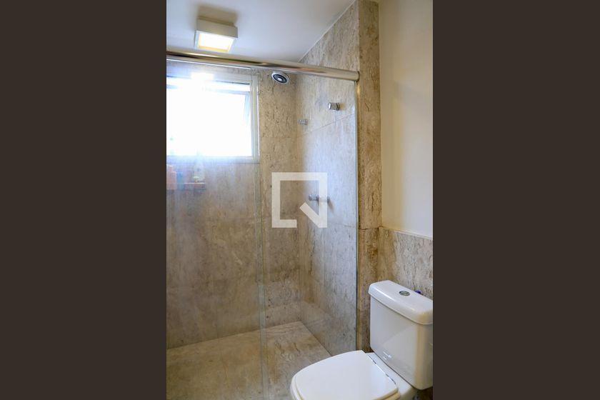 Casa à Venda – Planalto Paulista, 3 Quartos, 450 m² – São Paulo