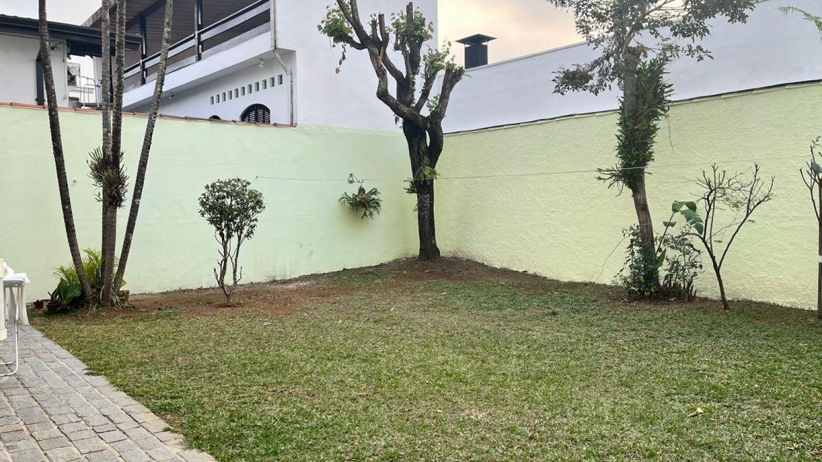 LINDA CASA E SO COMPRAR E MUDAR NADA PARA FAZER A VENDA VILA IHNA MORUMBI